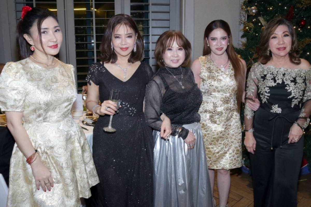 Christmas celebration - I Am Nikki Tang